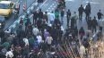 Comerciantes y tenderos protestan en la calle contra las condiciones económicas y la moneda debilitada de Irán en Teherán el 29 de diciembre de 2025.