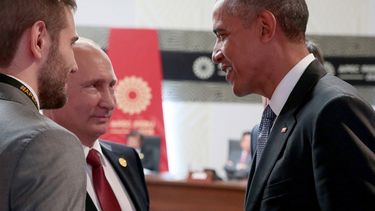 Durante el encuentro en el Centro de Convenciones limeño, Obama pidió a Putin que 