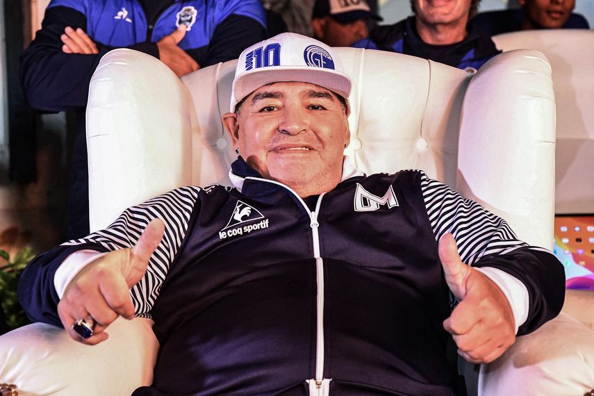 Maradona, que llegó a Gimnasia el 8 de septiembre del año pasado, ha dirigido 20 partidos entre Superliga, Copa Argentina y Copa de Superliga, de los cuales obtuvo un 35% por ciento de victorias, recuerda la entidad, actualmente clasificada para los dieciseisavos de final del torneo copero.  