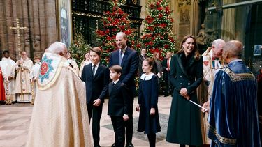 Los príncipes William, George y Louis, junto a las princesas Charlotte y Catherine llegan para asistir al quinto servicio anual de villancicos Juntos en Navidad en la Abadía de Westminster, Londres, el 5 de diciembre de 2025.