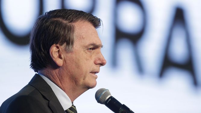 El presidente de Brasil Jair Bolsonaro habla durante la apertura del Congreso Brasileño sobre Acero, en Brasilia, Brasil, el miércoles 21 de agosto del 2019.&nbsp;