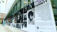 La cantante Courtney Love presenta en Chicago la exposición From her to eternity: The women who photograph music