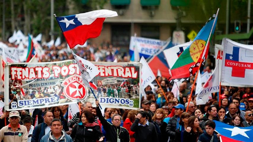 El gobierno otorgará bonos más altos para trabajadores con bajos sueldos