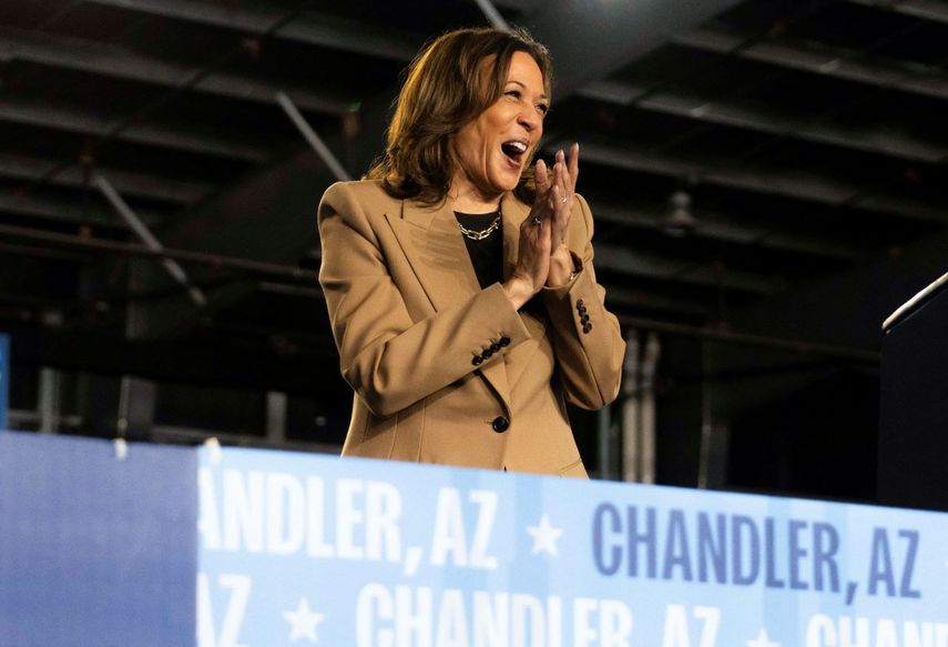 La candidata demócrata en un evento de campaña en Arizona.