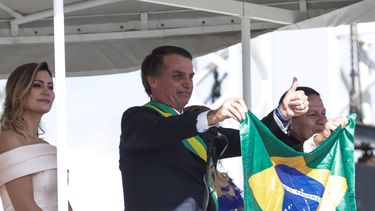 El nuevo mandatario brasileño resumió las líneas maestras de su Gobierno en un discurso de diez minutos ante el Congreso.