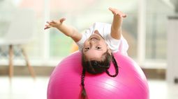 Las niñas que no realizan actividad física o la abandonan precozmente pueden sufrir un peor estado de&nbsp;salud&nbsp;a lo largo de su vida.