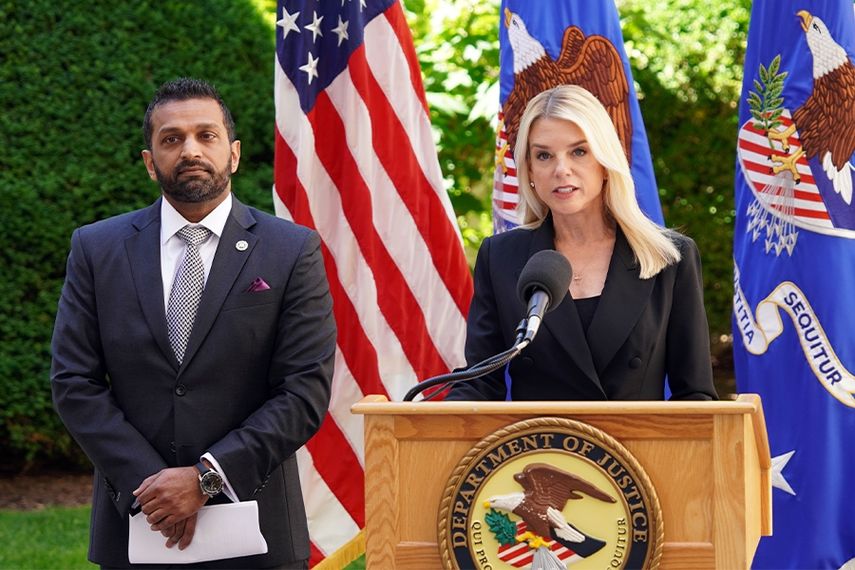 Kash Patel, director del FBI y Pamela Bondi, fiscal general .