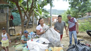 María Gutiérrez, una migrante venezolana que se dedica al reciclaje en Colombia.