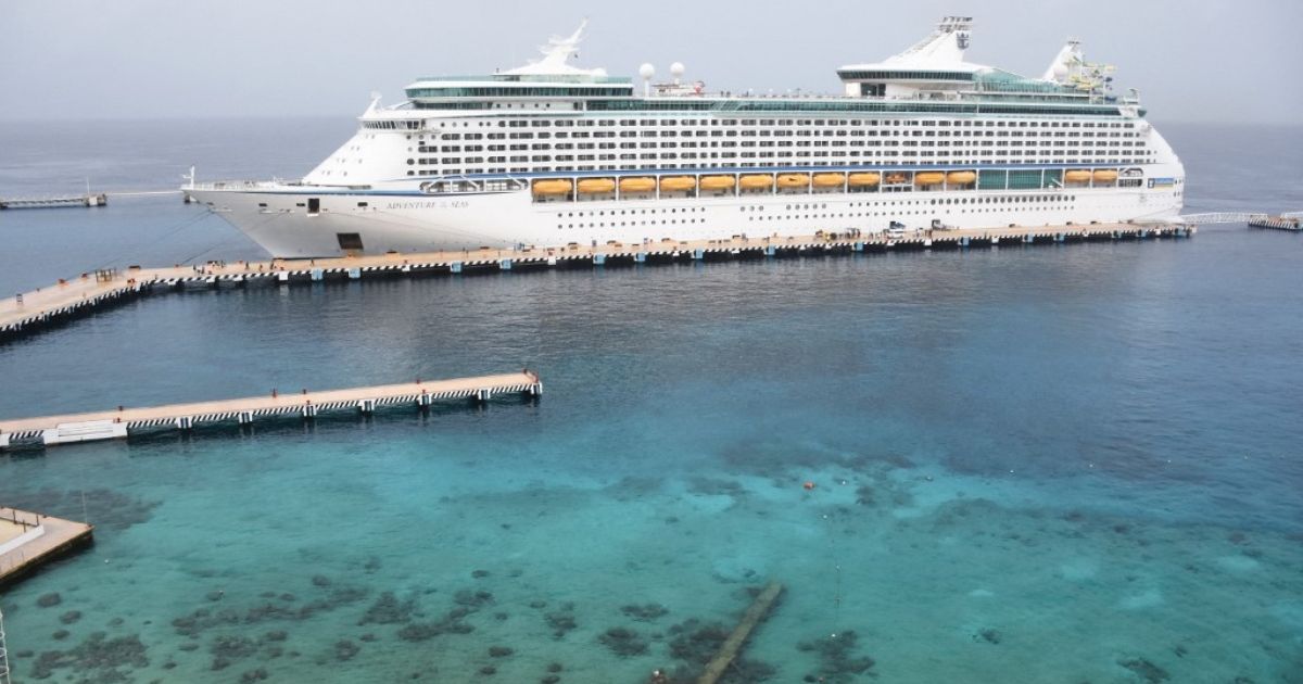 Cruceros surcan el caribe mexicano tras 15 meses ausentes