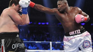 Ortiz venció en su penúltima pelea al argentino Vidondo. (CORTESÍA Tom Hogan-Hogan Photos/Golden Boy Promotions)