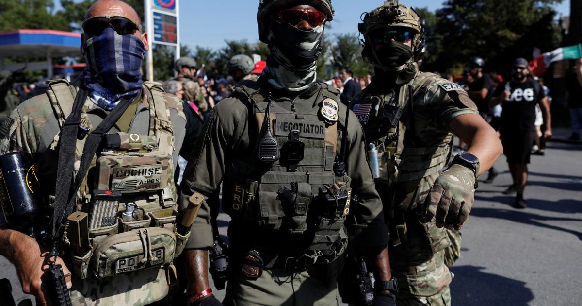 Trump califica a Chicago y Portland como “zonas de guerra”