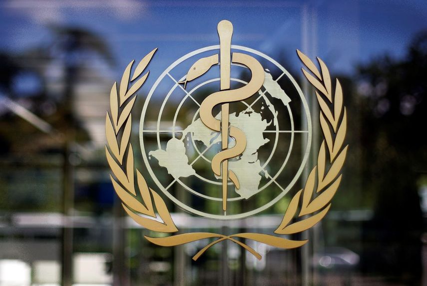En esta fotograf&iacute;a del jueves 11 de junio de 2009 se muestra el logotipo de la Organizaci&oacute;n Mundial de la Salud en la sede del organismo en Ginebra, Suiza.&nbsp;