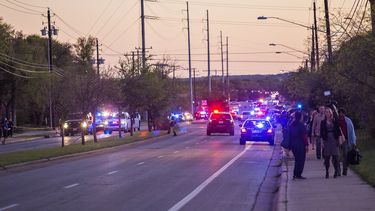 Por el momento se desconocen las causas del siniestro y si volaba alguna otra persona en la aeronave.