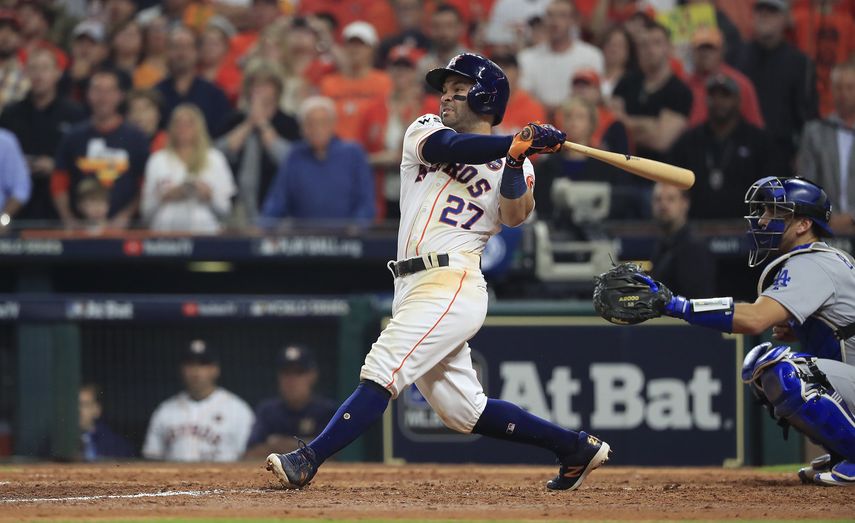 El pelotero, que participó este fin de semana en los dos juegos de&nbsp;Grandes Ligas&nbsp;en Monterrey, México, ante los Angelinos&nbsp;se ha enfocado en ayudar a los niños porque se refleja en ellos en la búsqueda de perseguir los sueños.