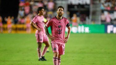 Lionel Messi muestra su frustración en un juego con el Inter Miami &nbsp;
