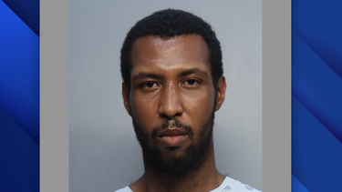 Raziel Domingo Madrigal espera juicio en el Centro Correccional Turner Guilford Knight, en Miami.
