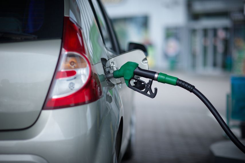 Precio de la gasolina en Florida oscila.
