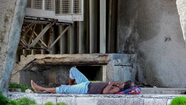 El fracaso del sistema de protección social cubano: una infancia que pide en las calles – Diario Las Américas