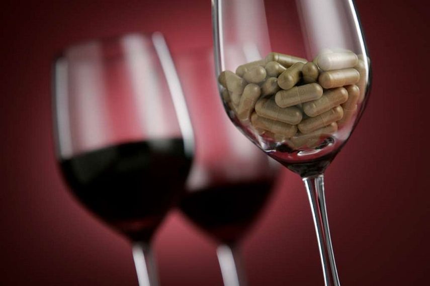 Para que una persona obtenga los beneficios del resveratrol, debe consumir cerca de 320 mg, el equivalente a 640 botellas de vino. (Archivo)