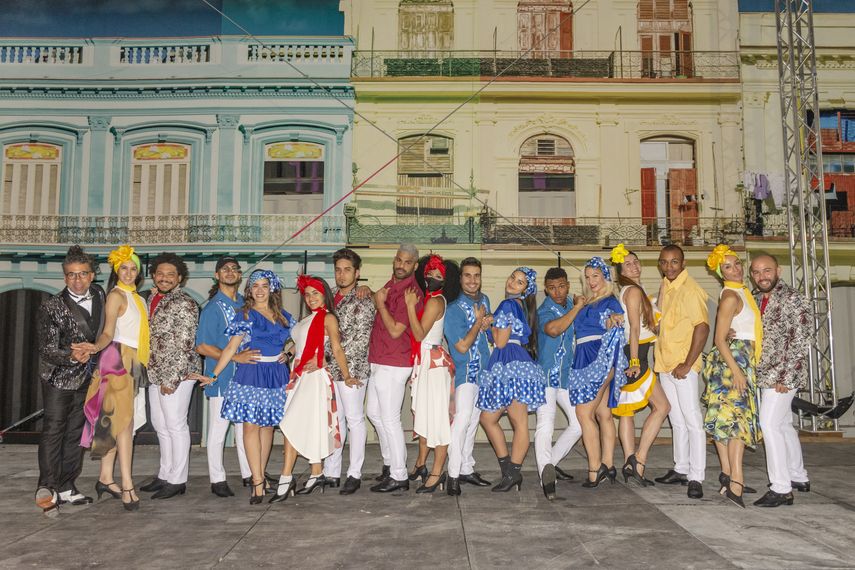 El elenco del musical Cuba Under The Stars se exhibe en Miami hasta el 28 de marzo.