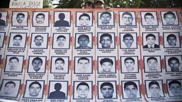 Foto de algunos de los 43 estudiantes desaparecidos en México