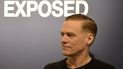La estrella de rock canadiense Bryan Adams posa durante la inauguración de su exposición fotográfica en Dusseldorf, Alemania, el 1 de febrero de 2013. La estrella de rock canadiense Bryan Adams posa durante la inauguración de su exposición fotográfica en Dusseldorf, Alemania, el 1 de febrero de 2013.
