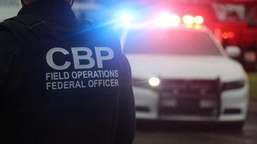 Oficiales de Aduanas y Protección Fronteriza de EEUU.