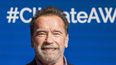 El actor austríaco-estadounidense y exgobernador de California Arnold Schwarzenegger posa durante el evento Cena especial para la acción climática en el marco de la copa mundial de esquí alpino FIS en Kitzbuehel, Austria, el 18 de enero de 2024.