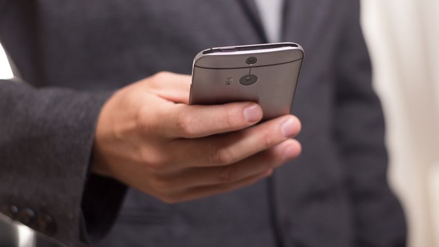 En Francia, fuera de la oficina, ya puedes desconectarte del trabajo.