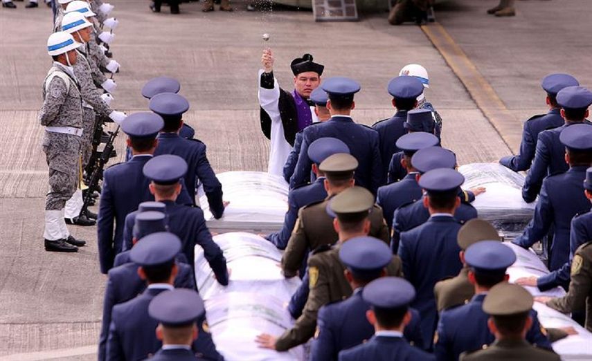 A las 21:00 horas GMT partirían los aviones con los cuerpos rumbo a Brasil