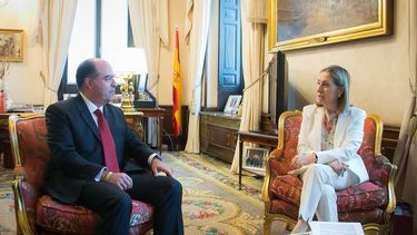 El presidente de la Asamblea Nacional, Julio Borges, &nbsp;se reúne con la presidenta del Congreso de España, Ana Pastor Julian.&nbsp;