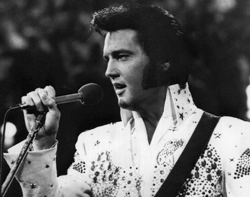 El cantante Elvis Presley.