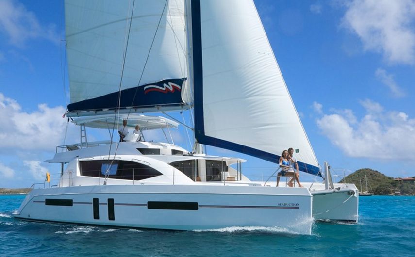 Vista de una de las embarcaciones que utiliza la compañía de yates de lujo The Moorings.