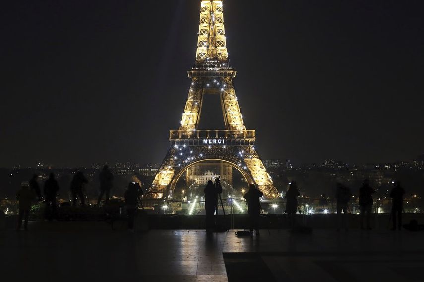 La Torre Eiffel el viernes 27 de marzo de 2020.&nbsp;
