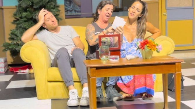 Escena de la obra Mi madre, mi novia y yo.