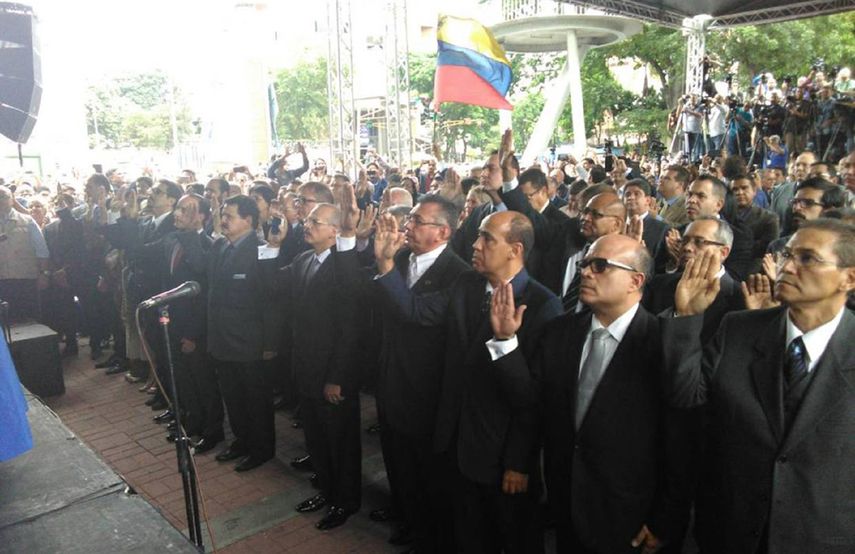 El 21 de julio la AN designó y juramentó a los integrantes del Poder Judicial, que previamente se sometieron ante un Comité de Postulaciones