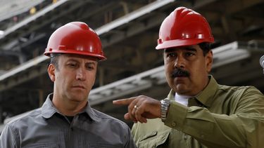El dictador Nicolás Maduro y&nbsp;Tareck El Aissami.