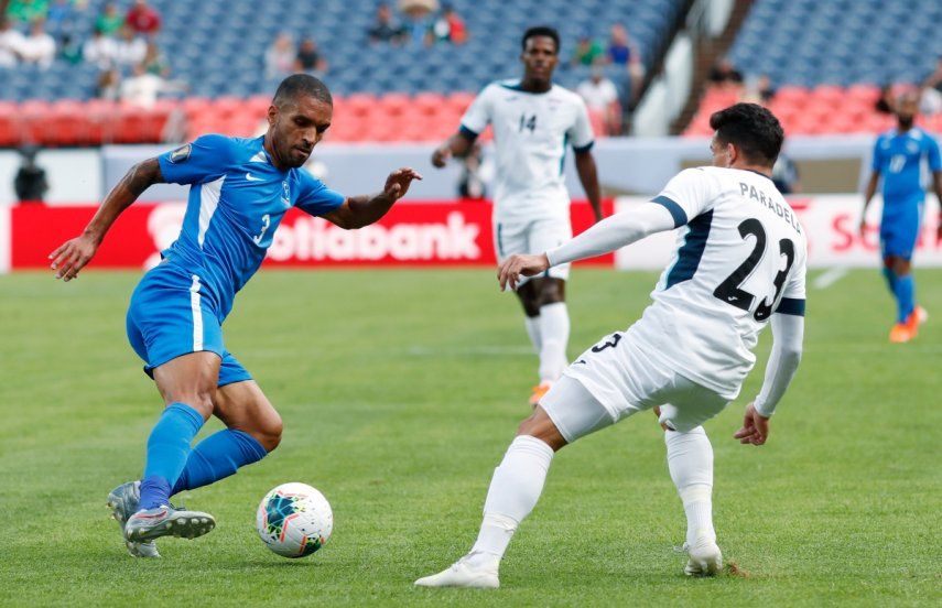 Cuatro futbolistas de Cuba dejan la concentración tras el primer