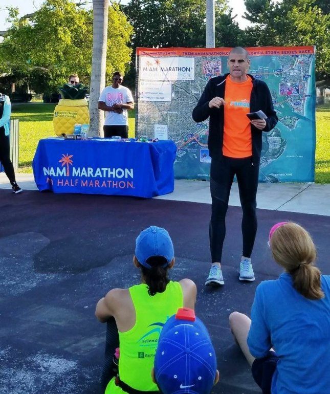 Frankie Ruiz afirma que Miami está feliz porque su maratón ya completó todos los cupos de participantes… pero hay lista de espera.