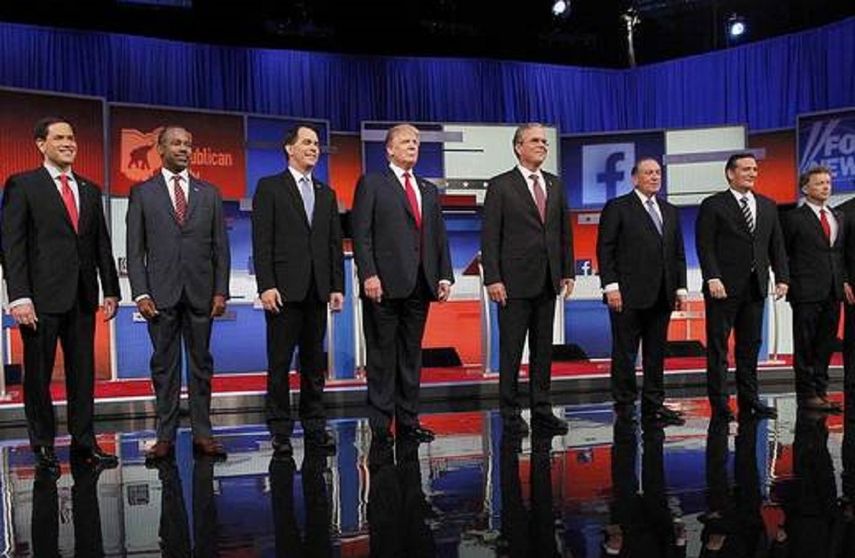 Candidatos republicanos en el primer debate. (EFE/Archivo)