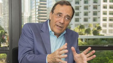 Montaner aseguró no estar sorprendido por la medida de Obama.