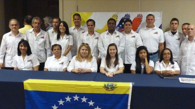 Veppex mostró su desconfianza hacia la coalición de izquierda que ha apoyado la moción de censura, una coalición, dijo, aliada claramente con el régimen de Maduro en Venezuela.