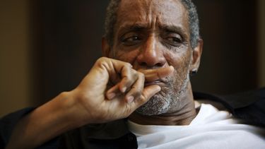 En esta fotografía del 2 de julio de 2008 el actor Thomas Jefferson Byrd durante una sesión de retratos en Atlanta.