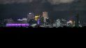 En la imagen, zonas con suministro eléctrico en el distrito financiero de Nueva Orleans, mientras que áreas del centro de la ciudad se quedaron sin luz tras el paso del huracán Zeta, el miércoles 28 de octubre de 2020. En la imagen, zonas con suministro eléctrico en el distrito financiero de Nueva Orleans, mientras que áreas del centro de la ciudad se quedaron sin luz tras el paso del huracán Zeta, el miércoles 28 de octubre de 2020.