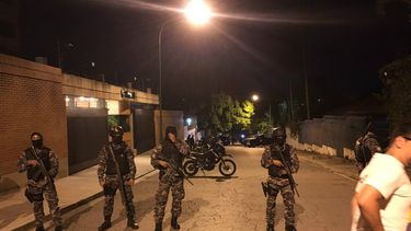 El Sebin allanó la noche de este jueves, una vivienda ubicada en la zona de Altamira, al este de Caracas, donde los dirigentes de la Mesa de la Unidad Democrática (MUD)&nbsp;han realizado varias reuniones.