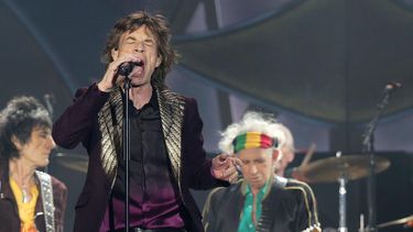 Jagger deberá permanecer en reposo durante al menos 4 o 5 días para que la arteria pueda cicatrizar como es debido, aunque necesitará de un periodo más largo antes de poder regresar a los escenarios.