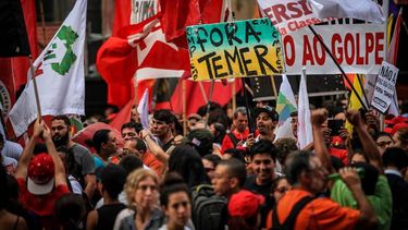 Cientos de manifestantes protestaron en Brasil.