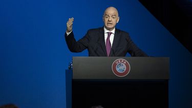 En esta foto del martes 3 de marzo de 2020, el presidente de la FIFA Gianni Infantino durante una reunión de la UEFA en Amsterdam.&nbsp;
