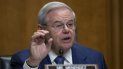 El senador Bob Menendez habla durante una audiencia ante la Comisión de Relaciones Exteriores del Senado, en el Capitolio, Washington. El senador Bob Menendez habla durante una audiencia ante la Comisión de Relaciones Exteriores del Senado, en el Capitolio, Washington.