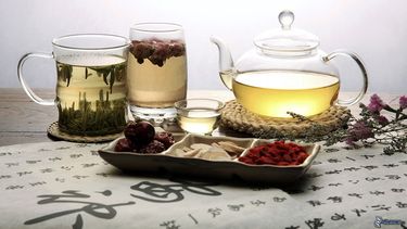 Beber infusiones es una costumbre milenarias. (Archivo)